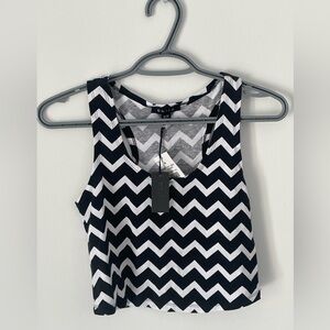UK2LA crop top. New.